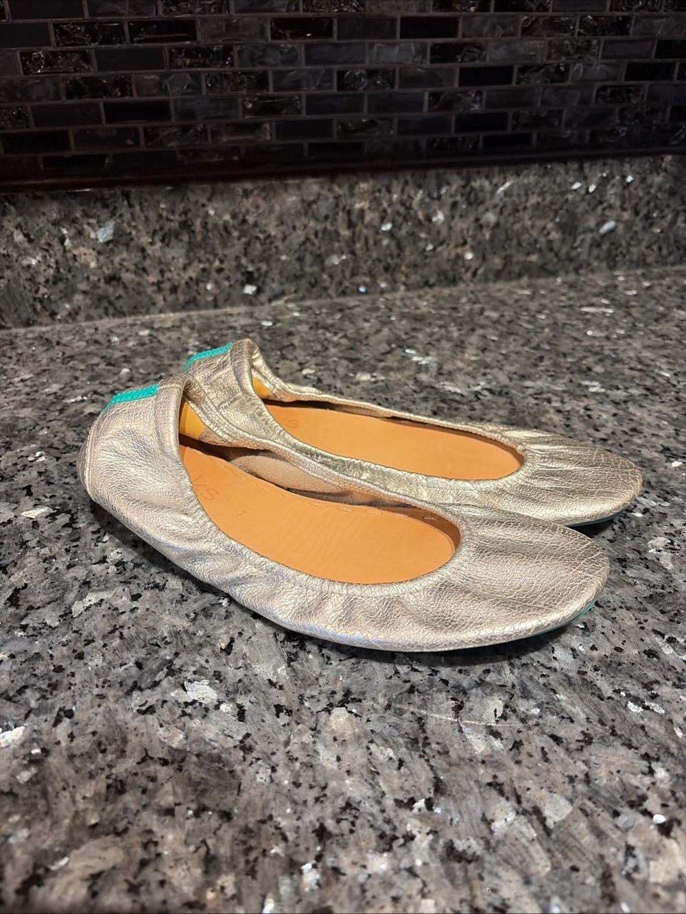 TIEKS Women's Ballet Foldable Flats US 8 SILVER Metallic Leather Shoes Crackle 7